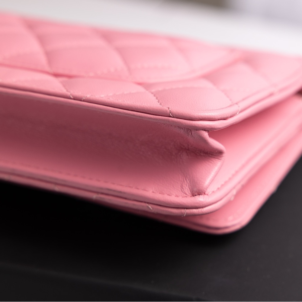 NWT Chanel Wallet-on-chain in pink lambskin - Picture 6 of 8